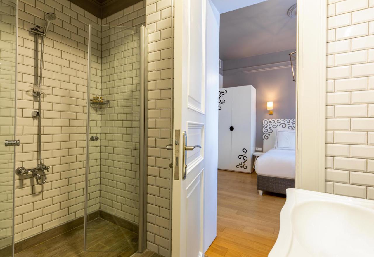 Deluxe Çift Kişilik veya İki Yataklı Oda