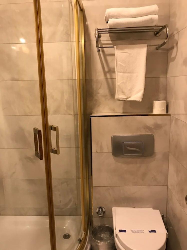 Ekonomik Çift Kişilik Oda