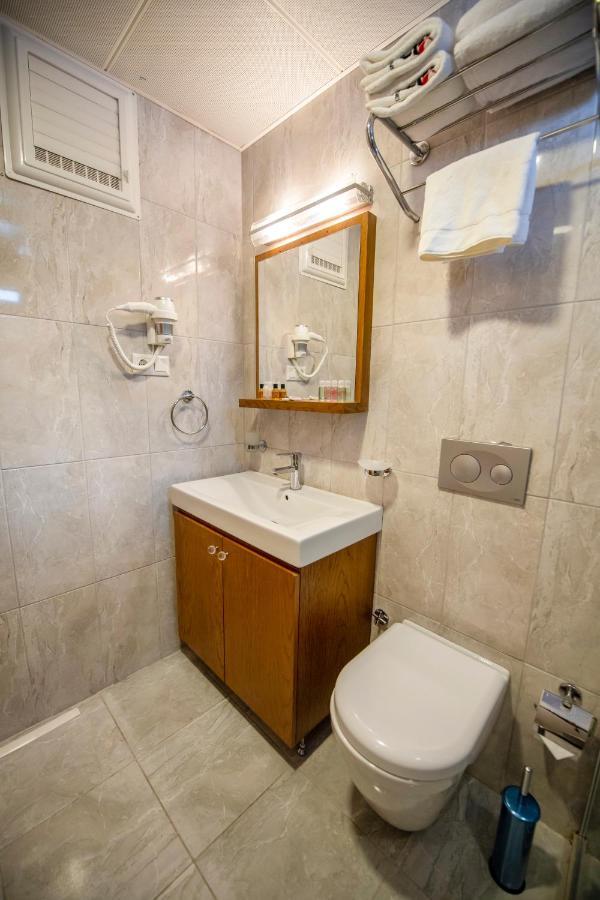 King Suite with Sea View
