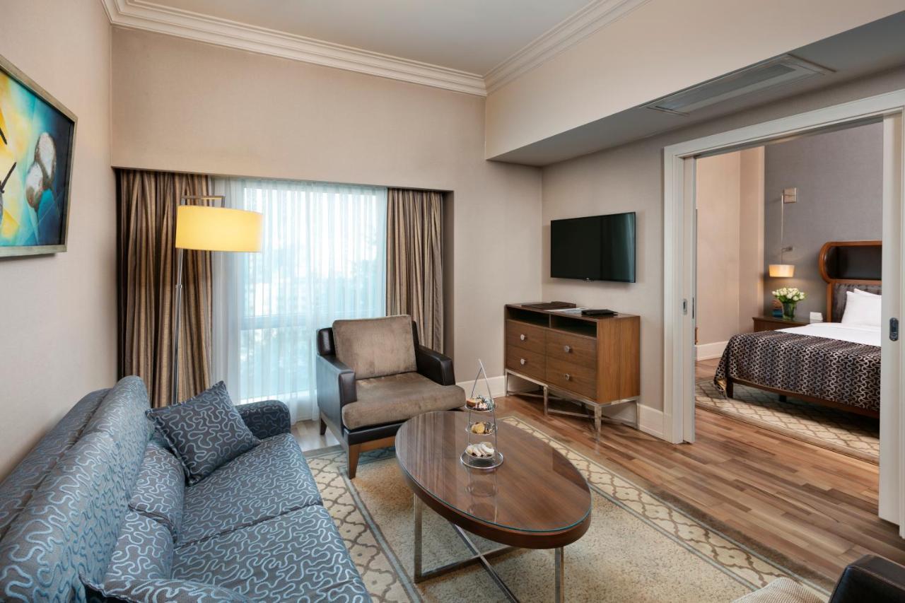 Club Suite with Kitchenette