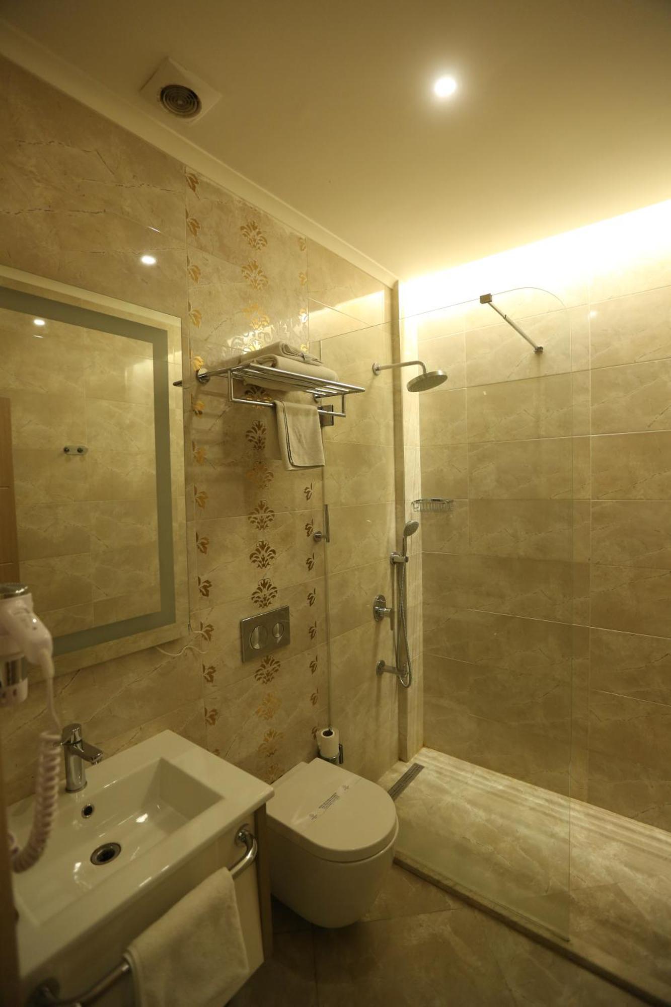 Standart Çift Kişilik Oda