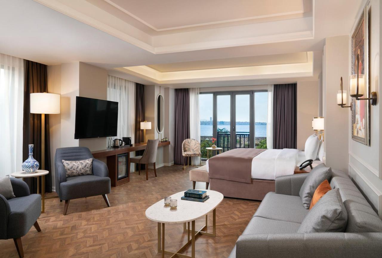 Suite mit Meerblick und Whirlpool