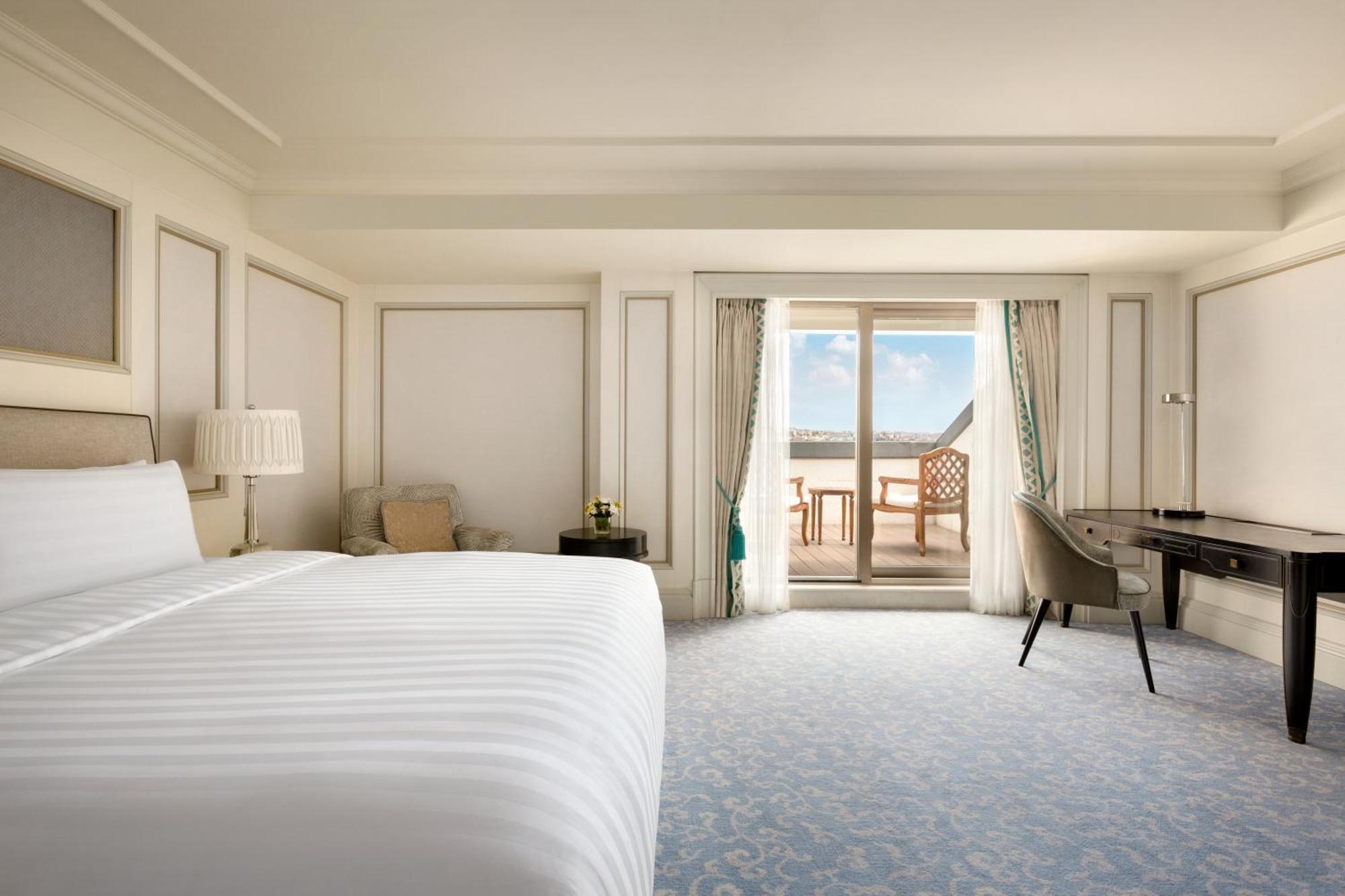 Terrace Junior Suite Bosphorus View exclusive Horizon privileges,1274967310:JPEG