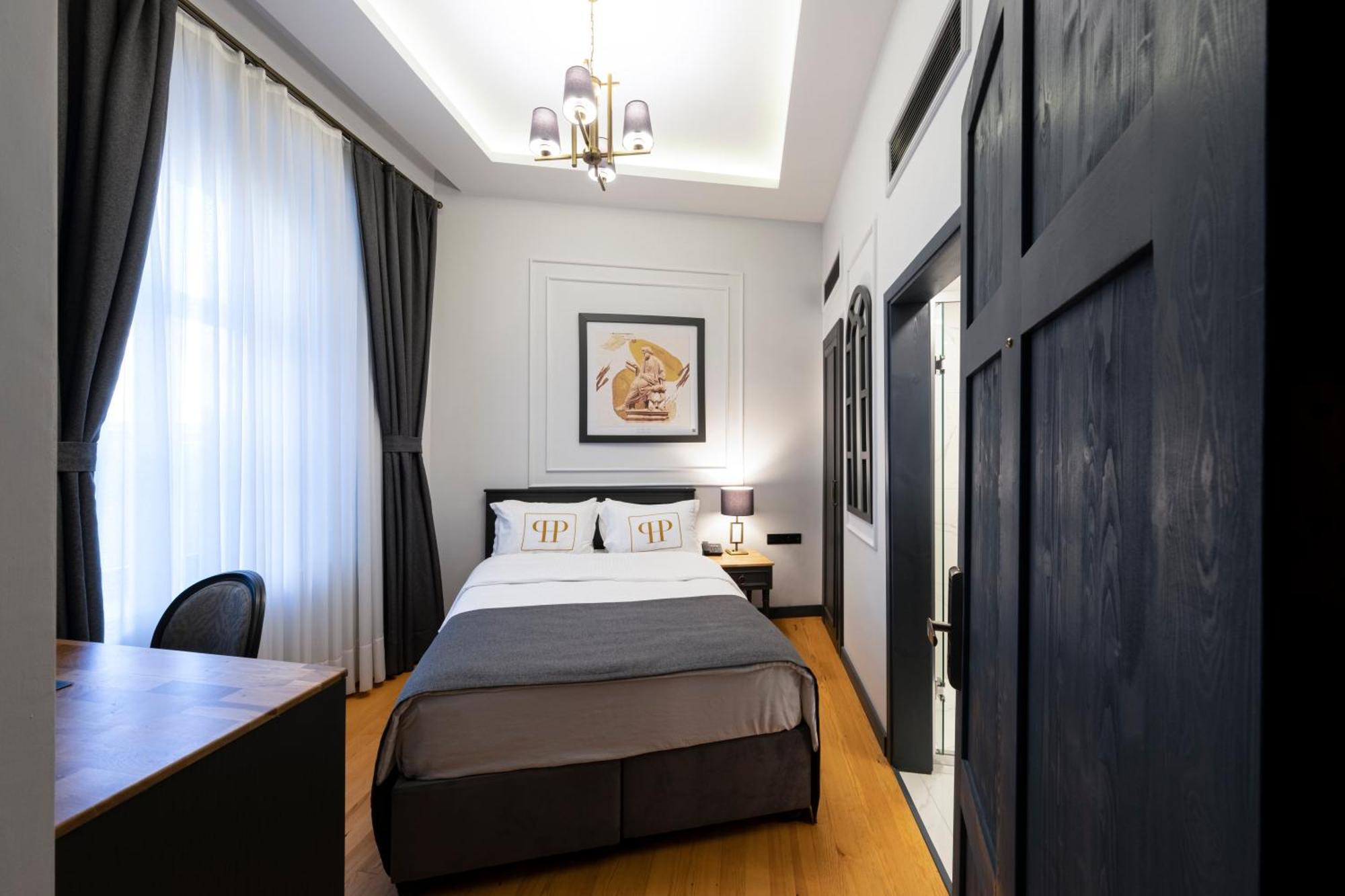 Superior Double Room,1285534594:JPEG