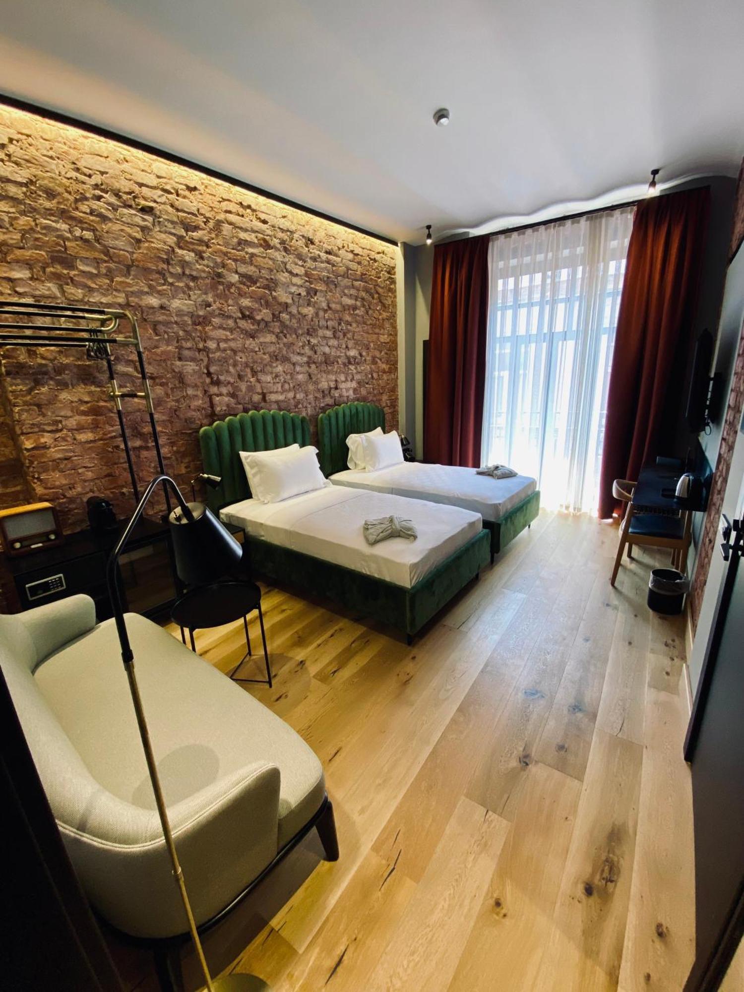 Superior Zweibettzimmer mit Straßenblick