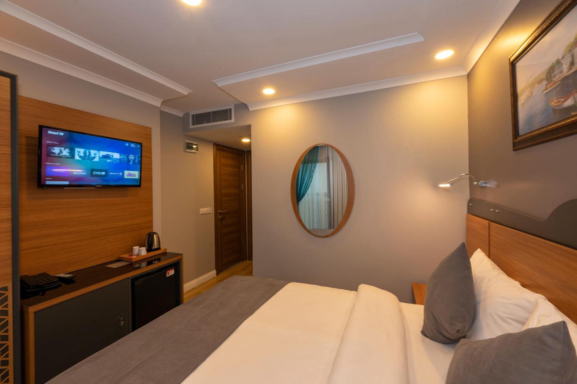 Deluxe Çift Kişilik veya İki Yataklı Oda