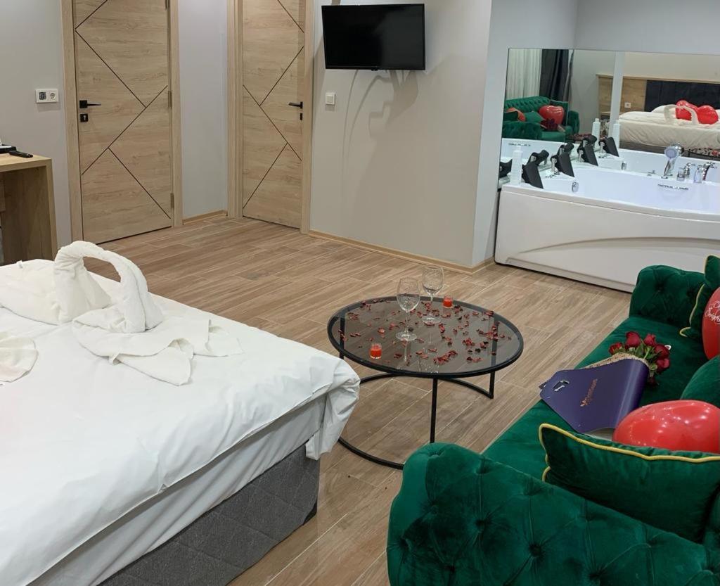 Çift Kişilik Oda - Spa Küvetli