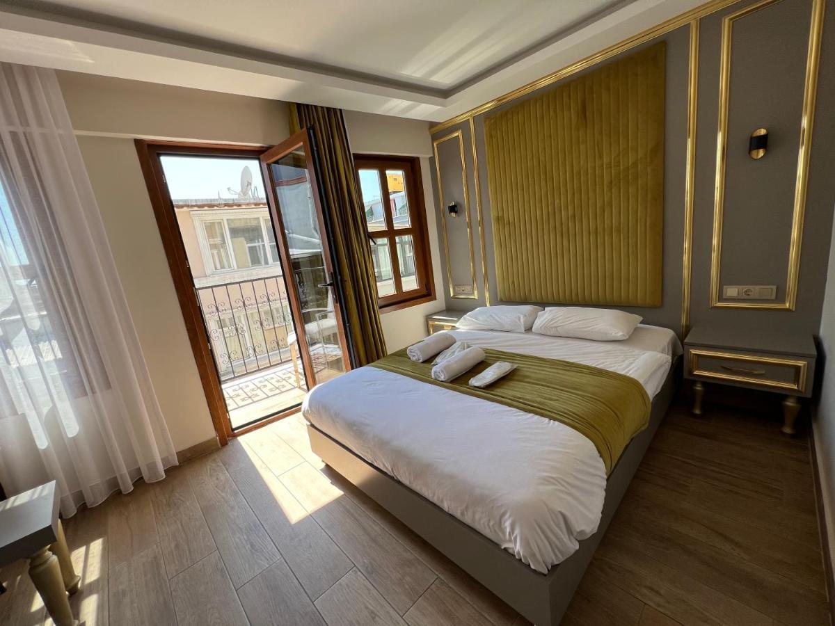 Deluxe Çift Kişilik Oda - Balkonlu