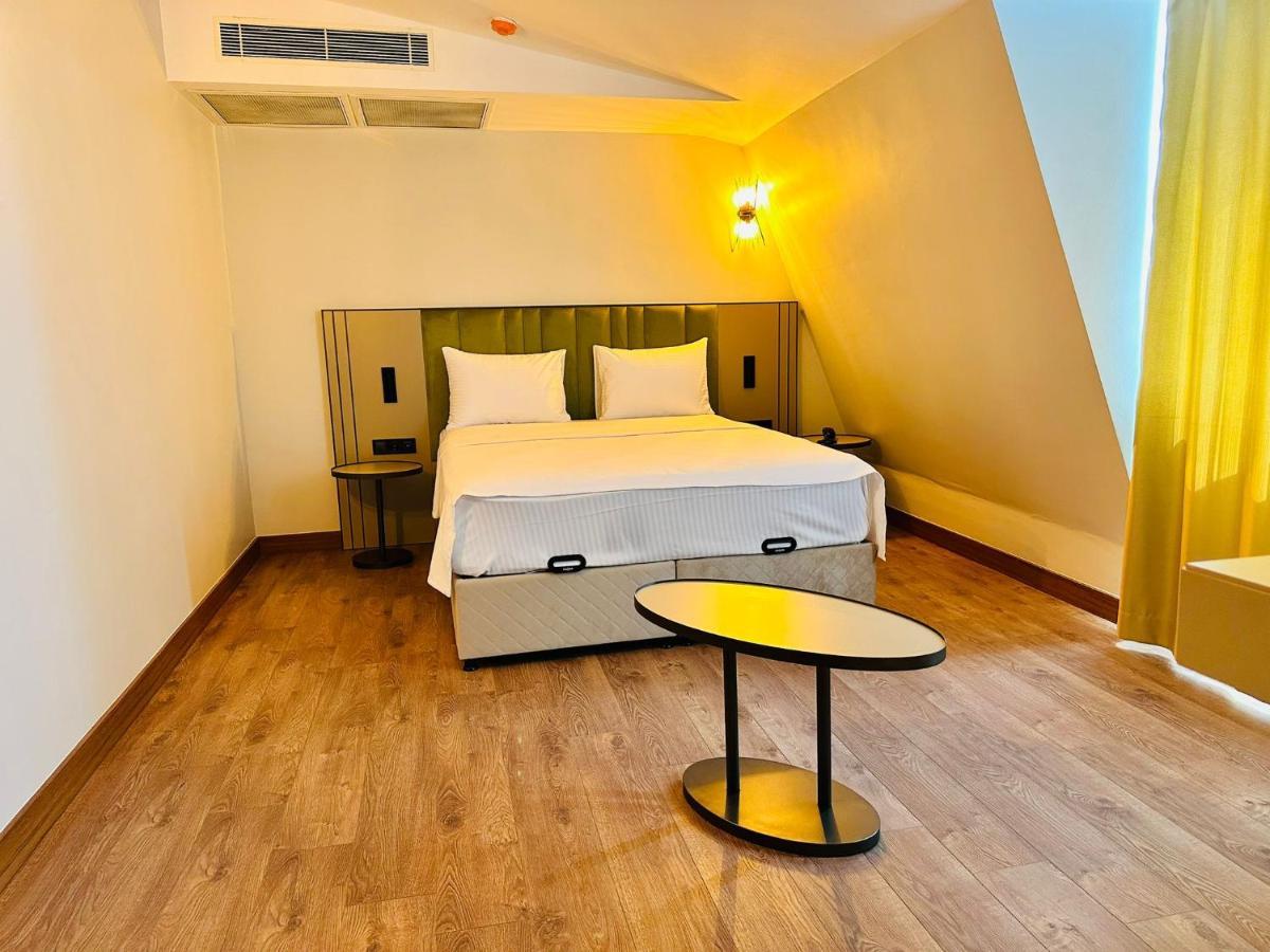 Deluxe Çift Kişilik Oda