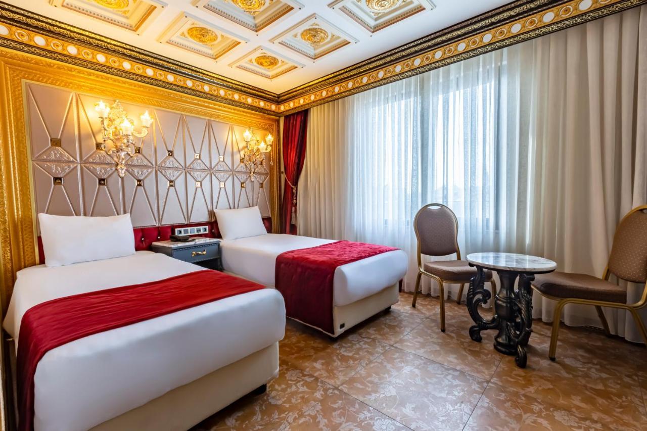 Deluxe Çift Kişilik Oda - Duşlu