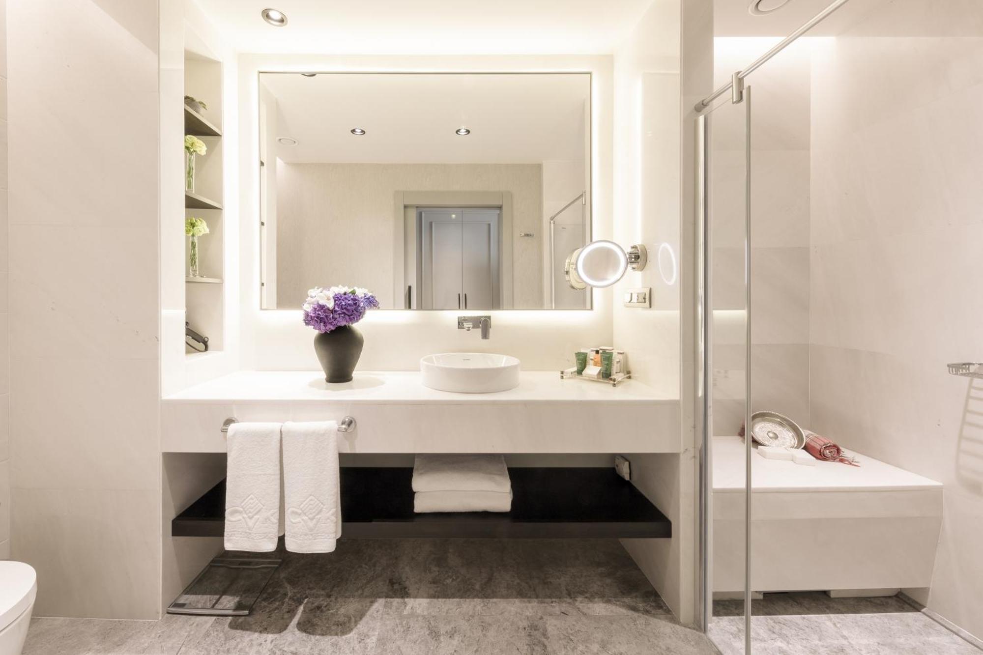 Taksim Terrace Suite