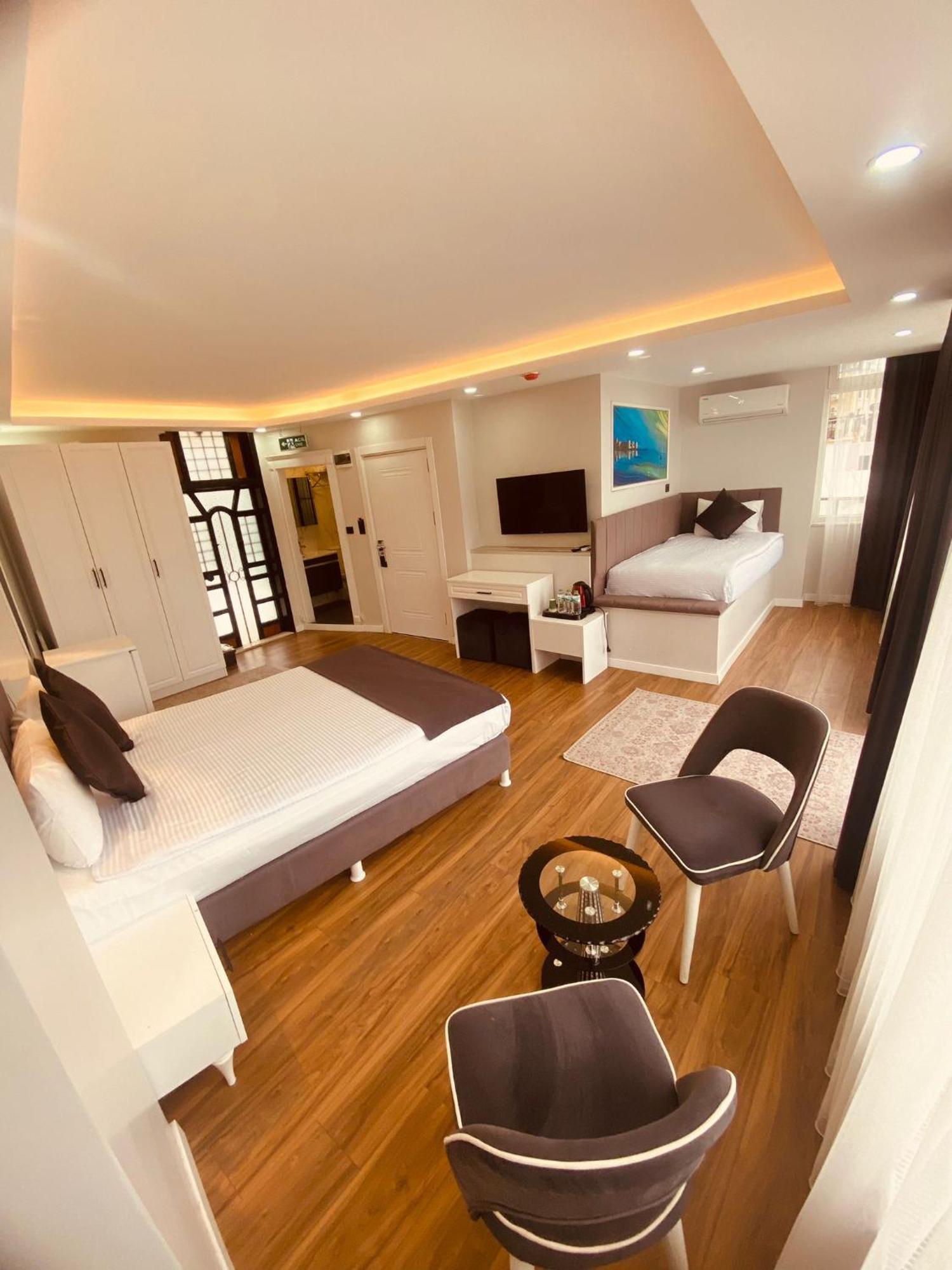 Superior Quadruple Room