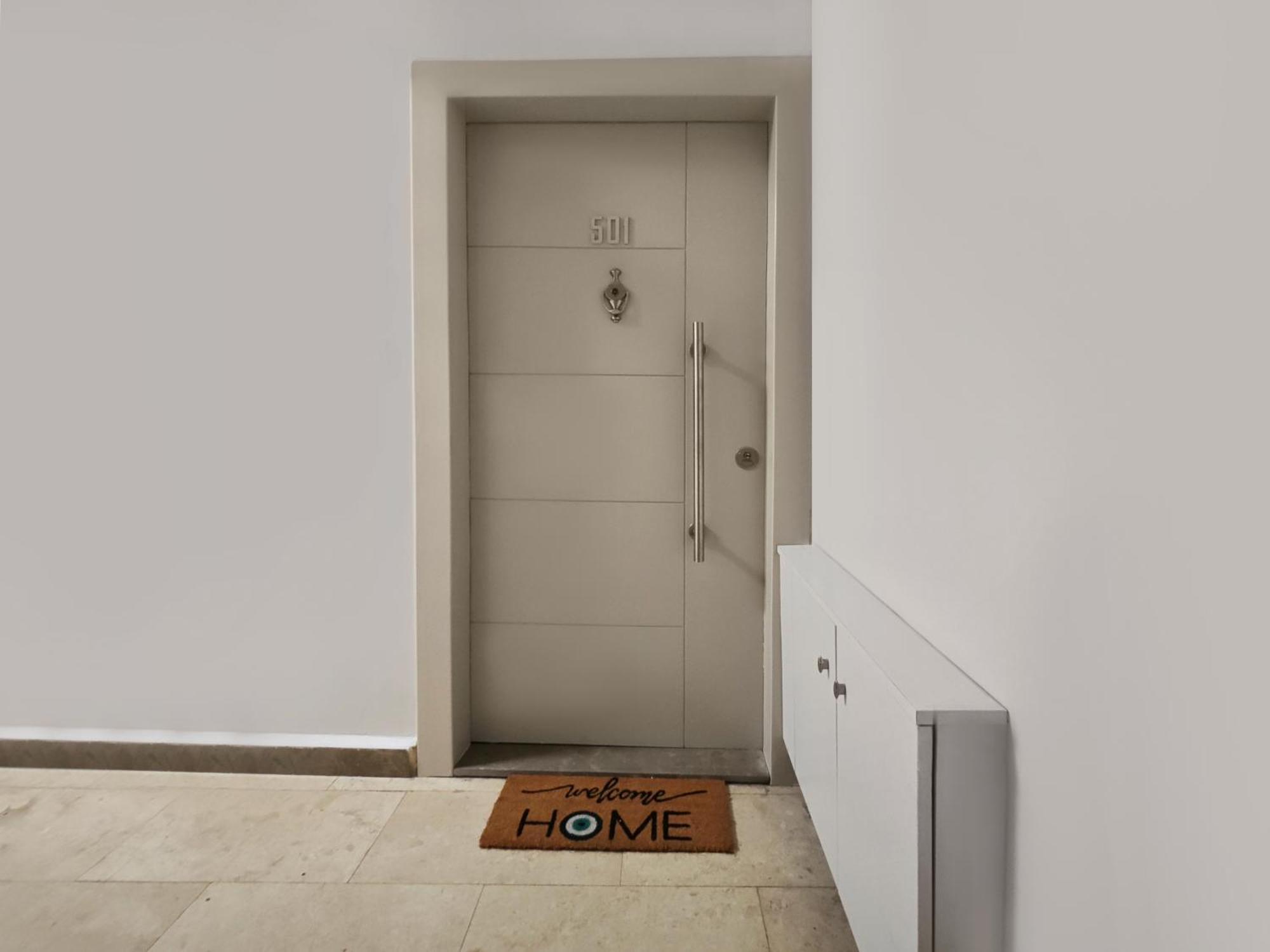 Two-Bedroom Deluxe Apartment