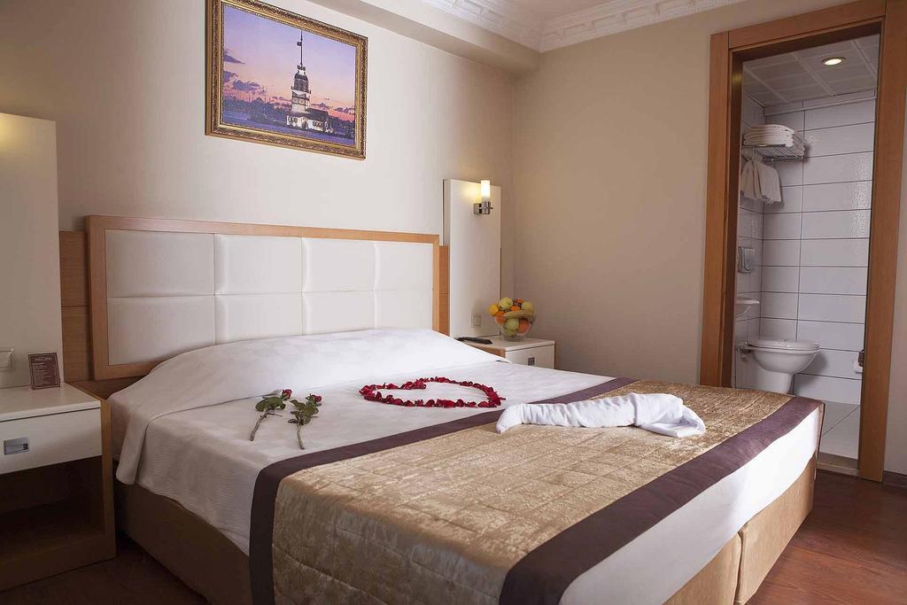 Standart Çift Kişilik veya İki Yataklı Oda