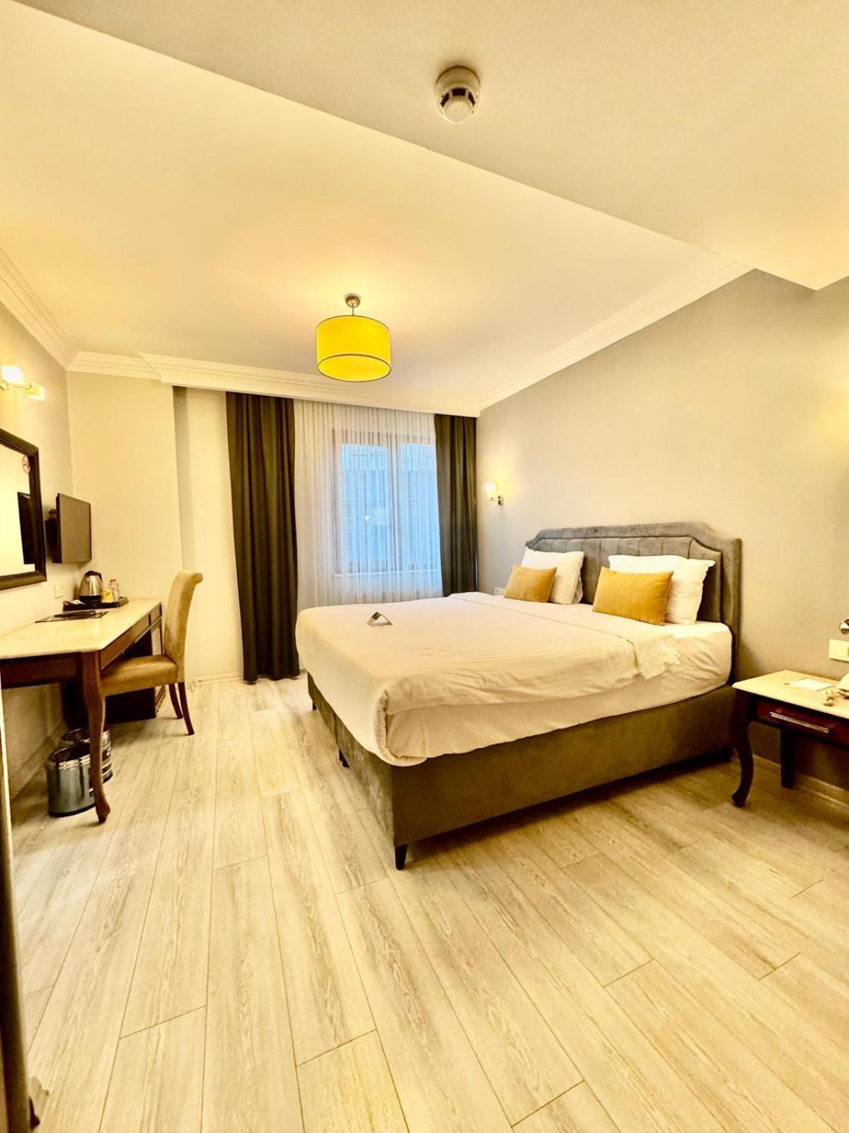 Standard Room,1636751397:JPEG