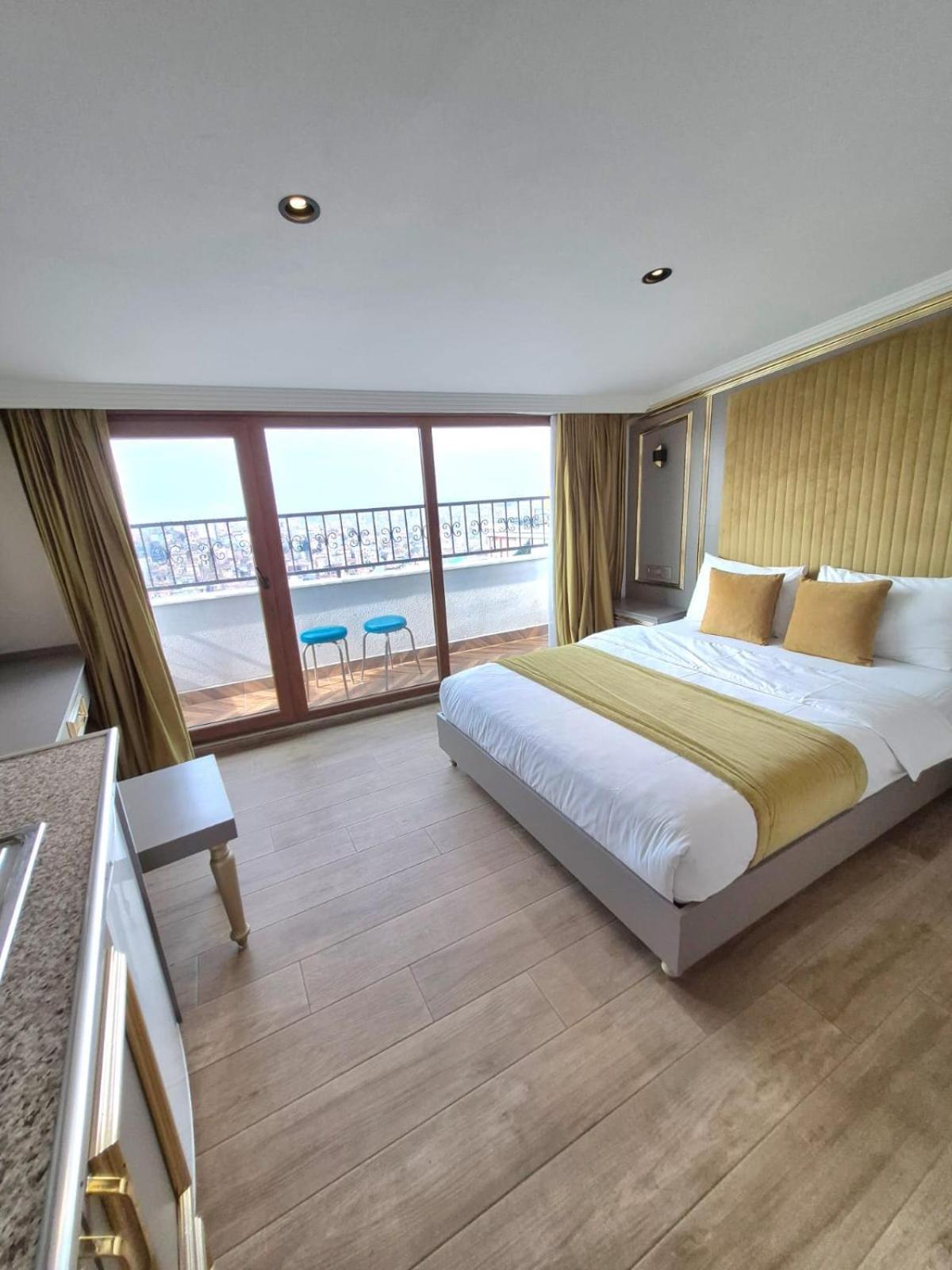 Deluxe Double Room,1655365375:JPEG