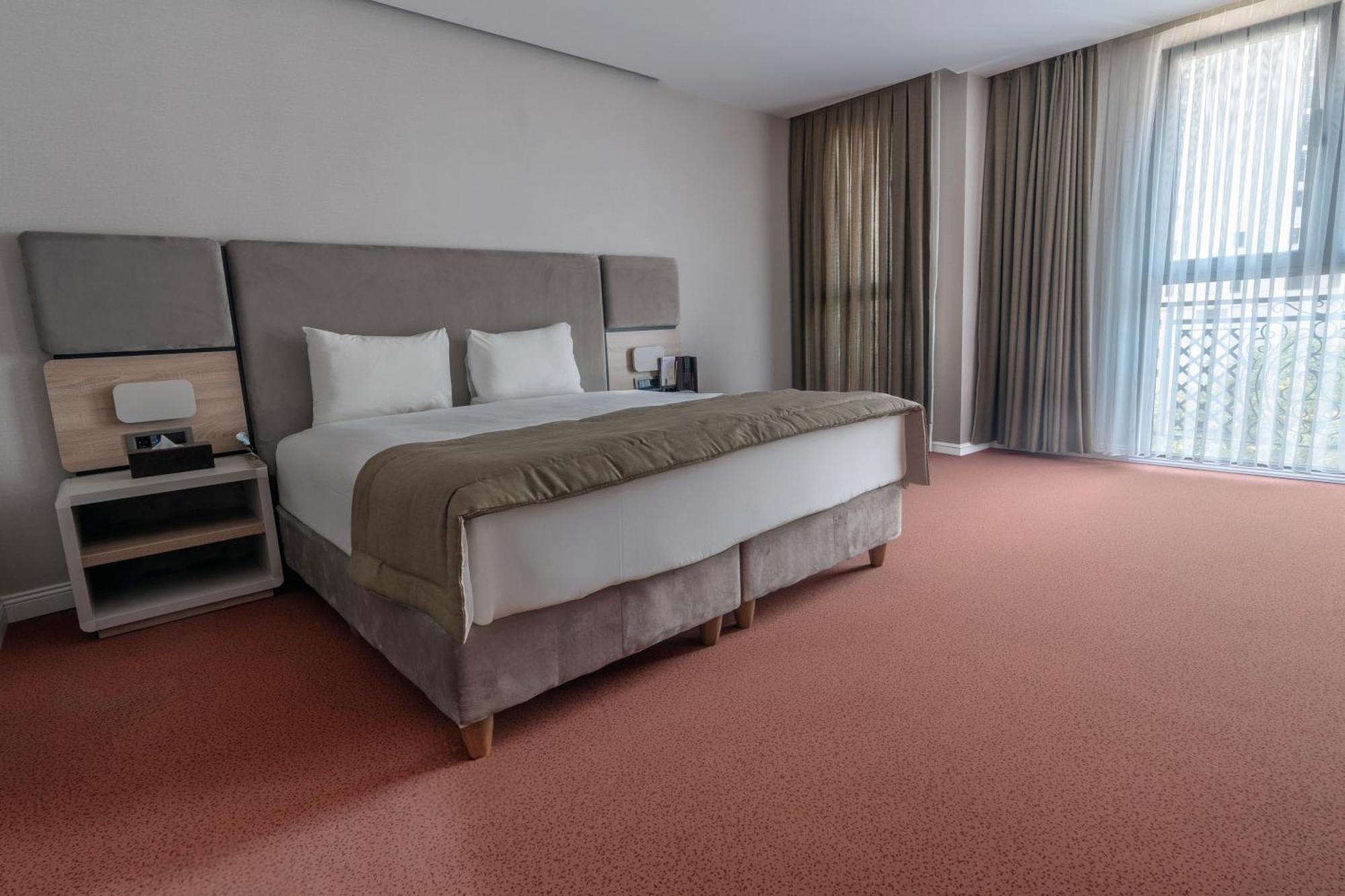 Superior Zimmer mit Kingsize-Bett