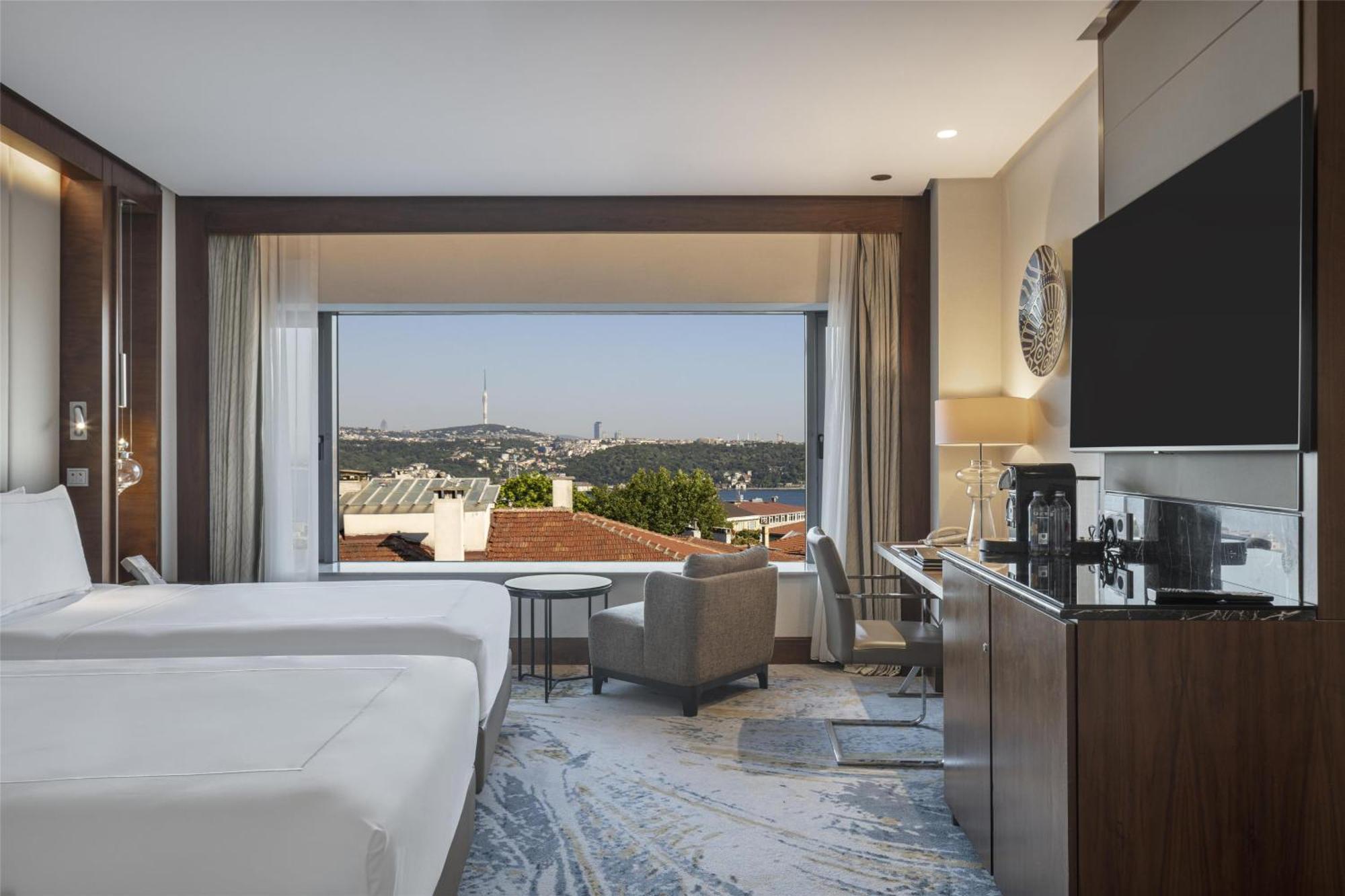 Deluxe Zweibettzimmer mit eingeschränktem Blick auf den Bosporus