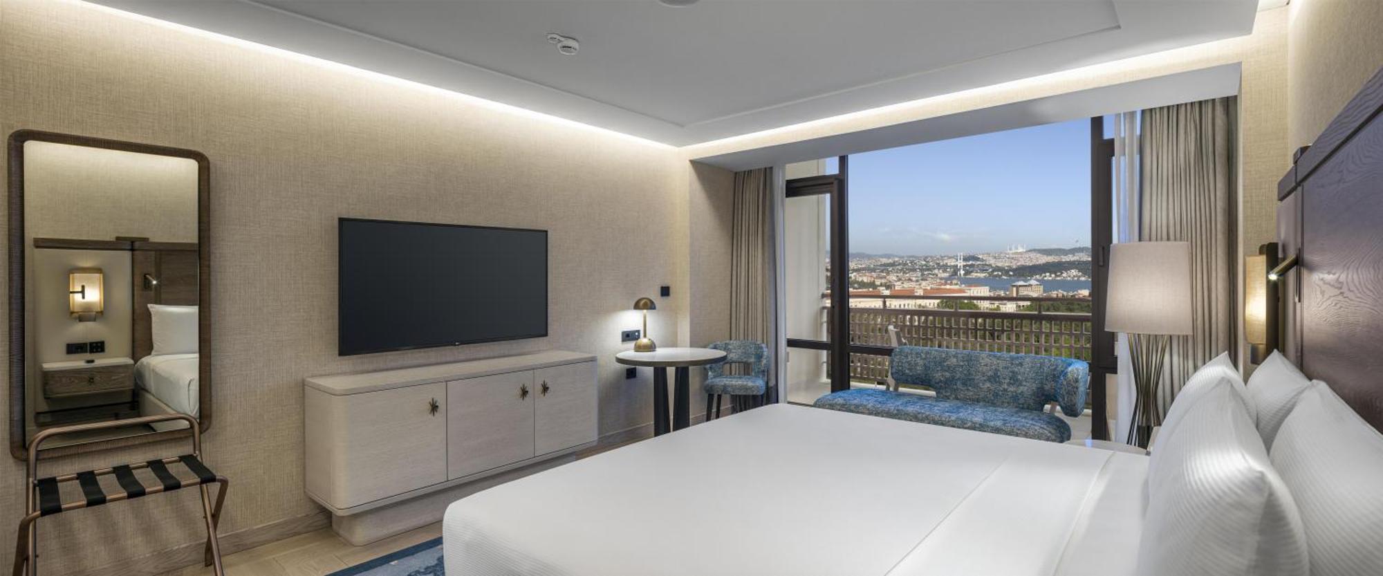 Deluxe King Room With Bosphorus View