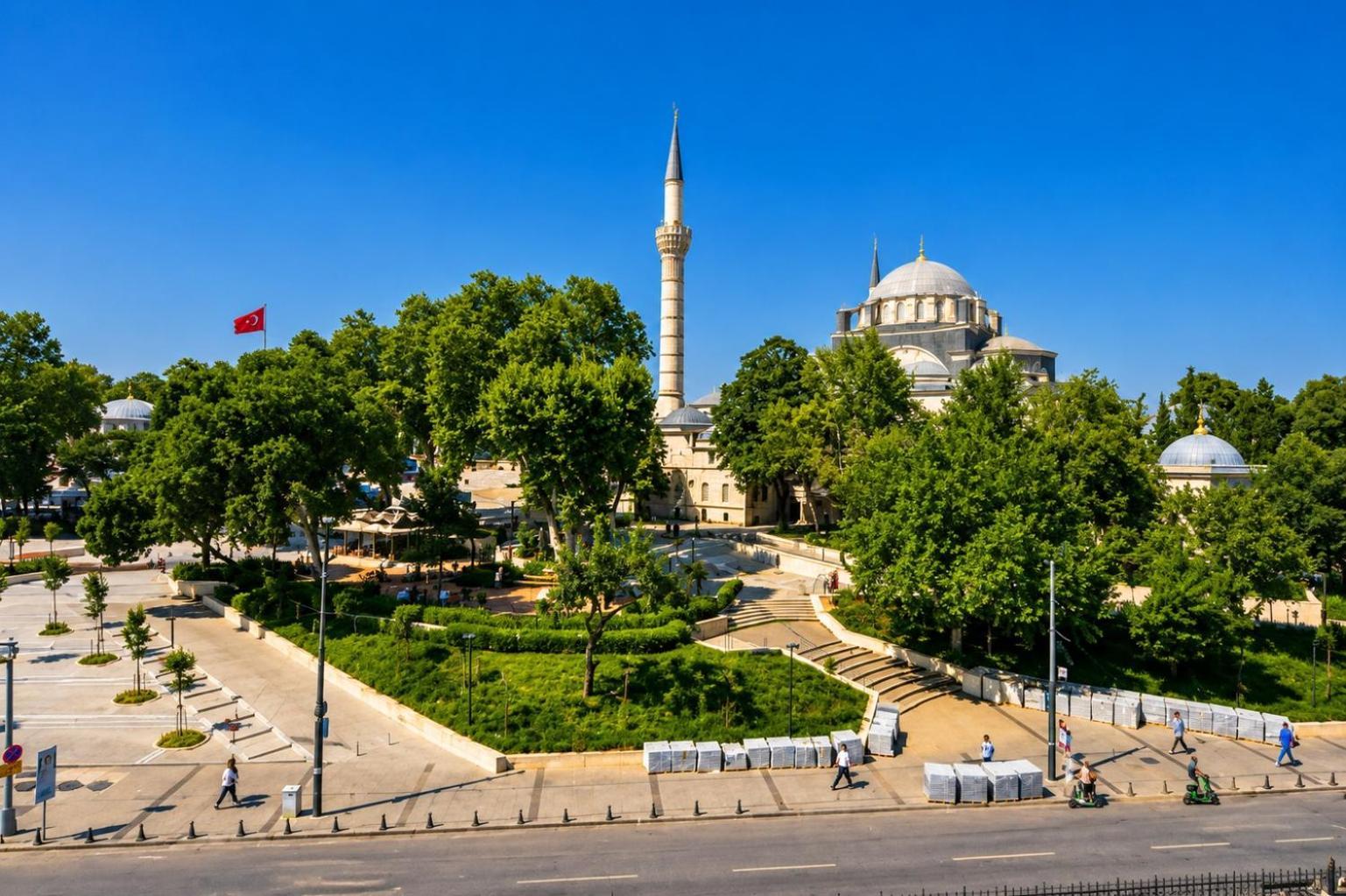 Deniz Manzaralı Konforlu Oda