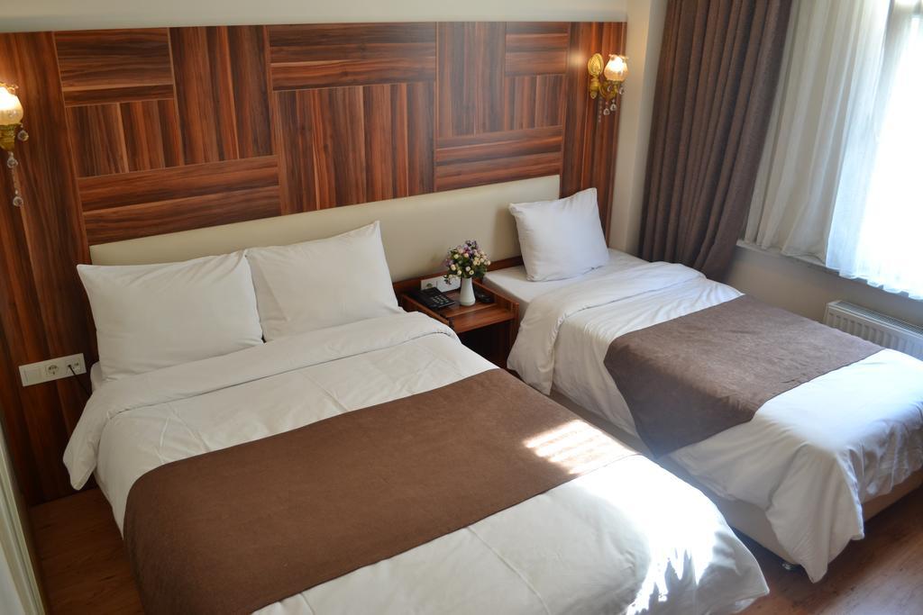 Standard Triple Room,217371980:JPEG