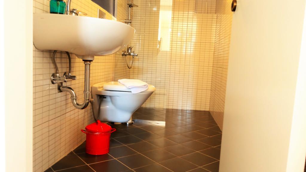 Three-Bedroom Apartment Duplex,382487398:JPEG
