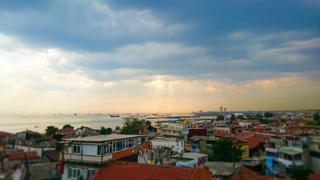 Double Room with Balcony and Sea View