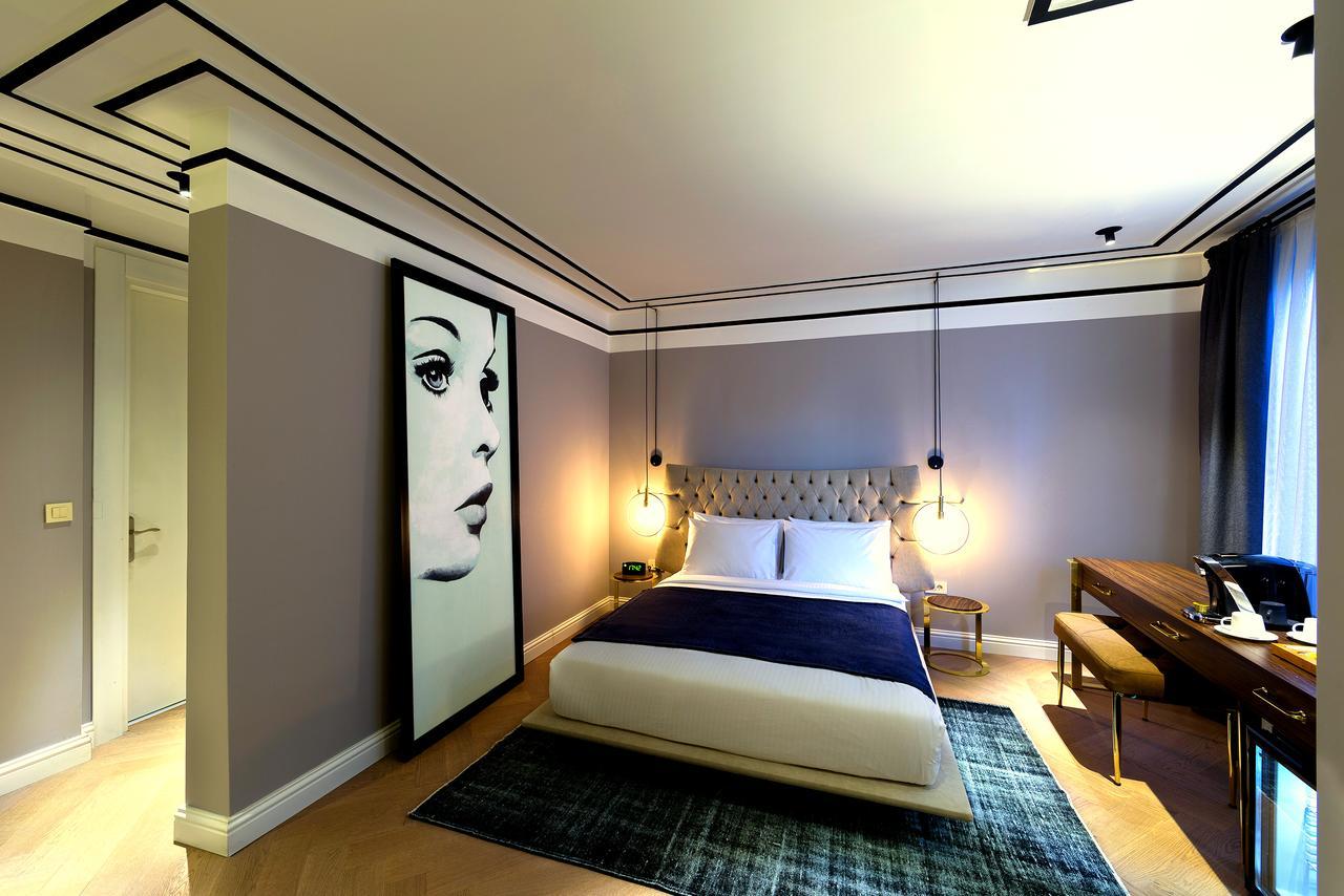 Deluxe Room with Extra Bed