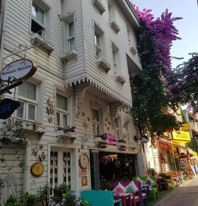 Romantic Mansion-1
