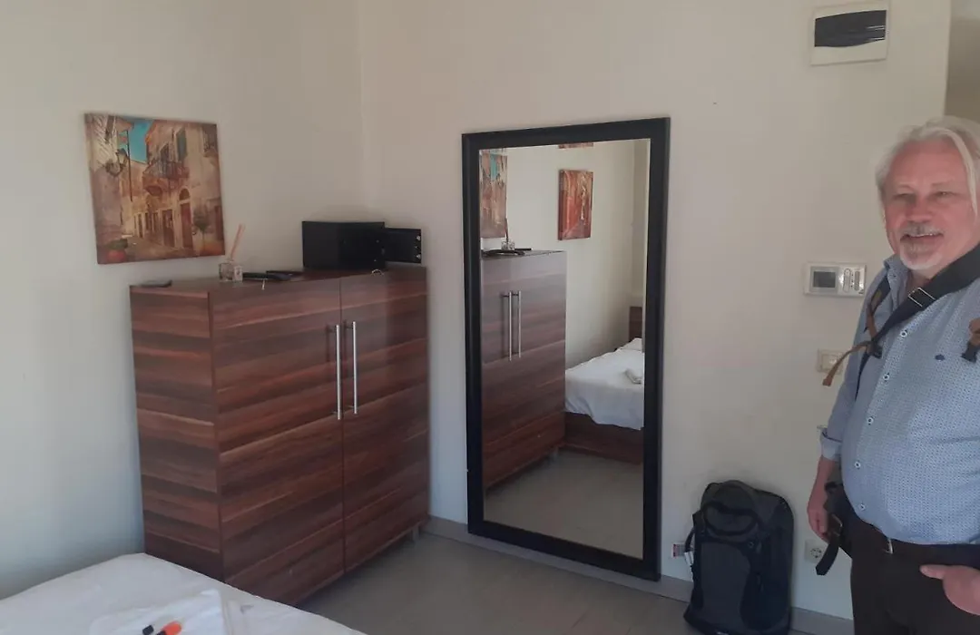 Medusa Apart Hotel-1