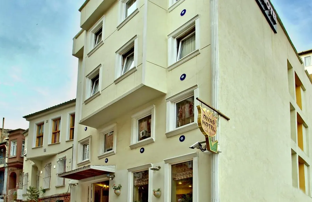 Divas Hotel-1