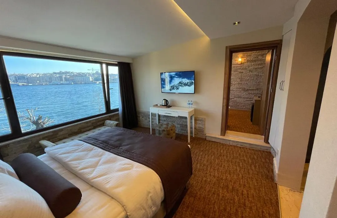 Weingart Seaside Hotel-1