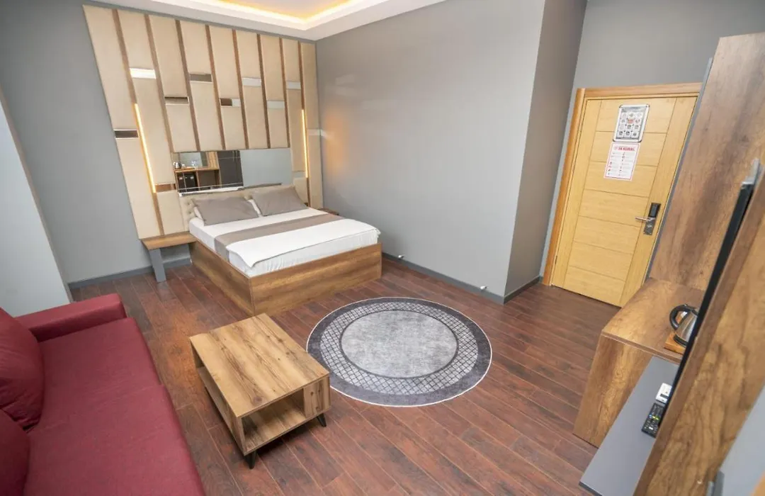 216 Palace Suite-1