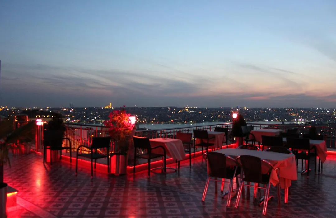 Grand Hotel De Londres-1