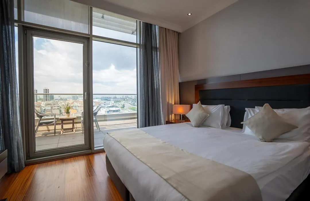 Adm Grand Hotel-1