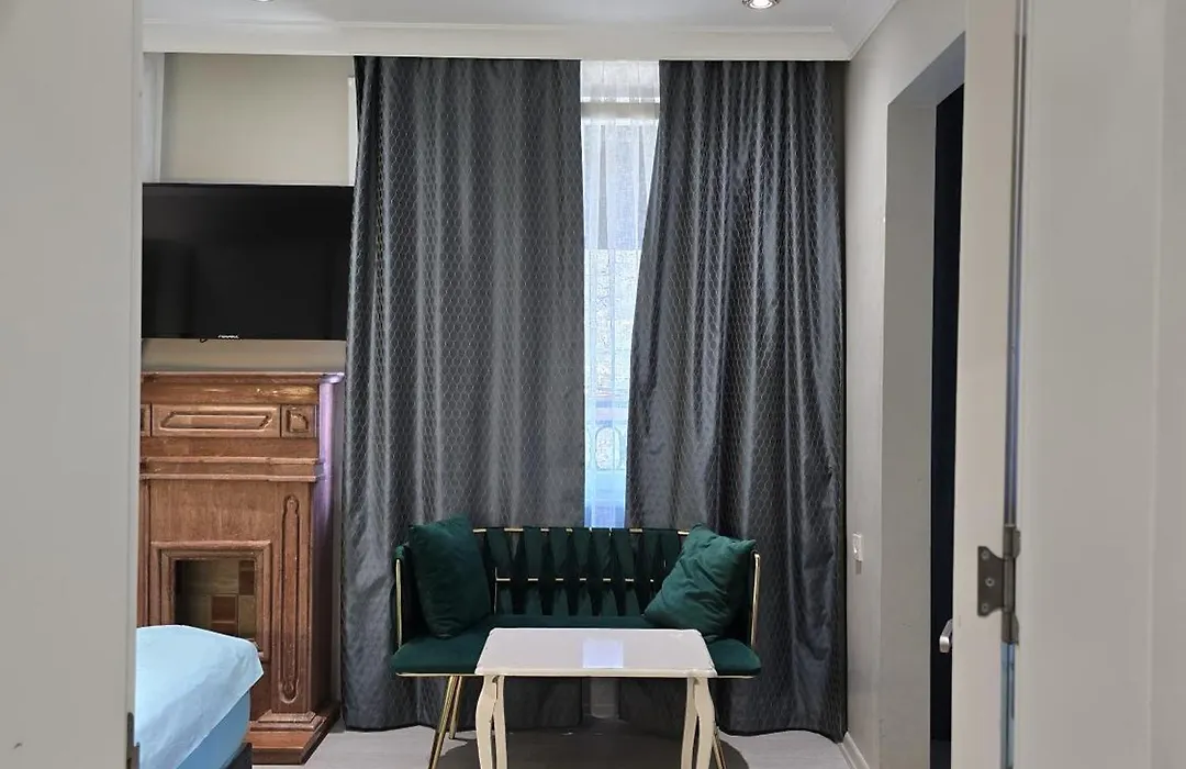The Empress Theodora Hotel Ll-1