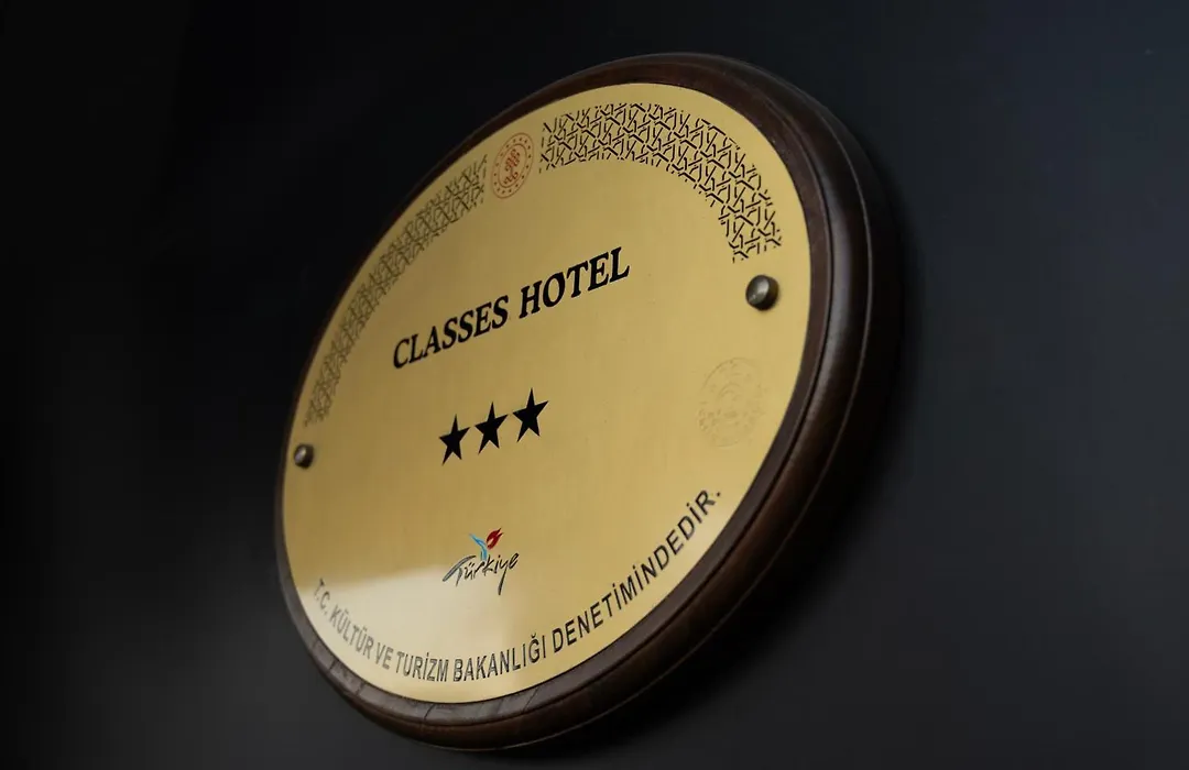 Classes Hotel Airport-1