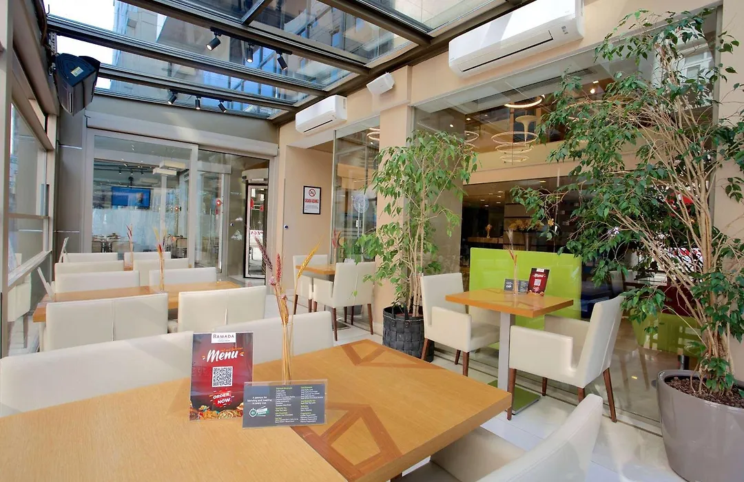 Ramada By Wyndham İstanbul Taksim-1