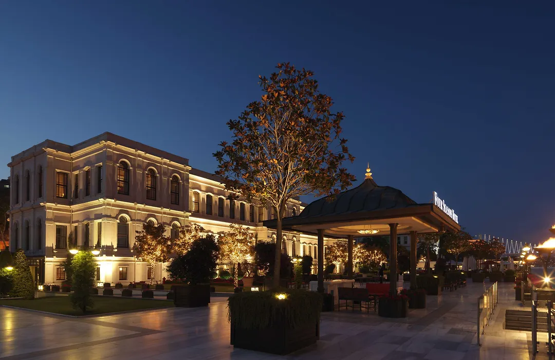 Four Seasons Hotel Istanbul At The Bosphorus-1