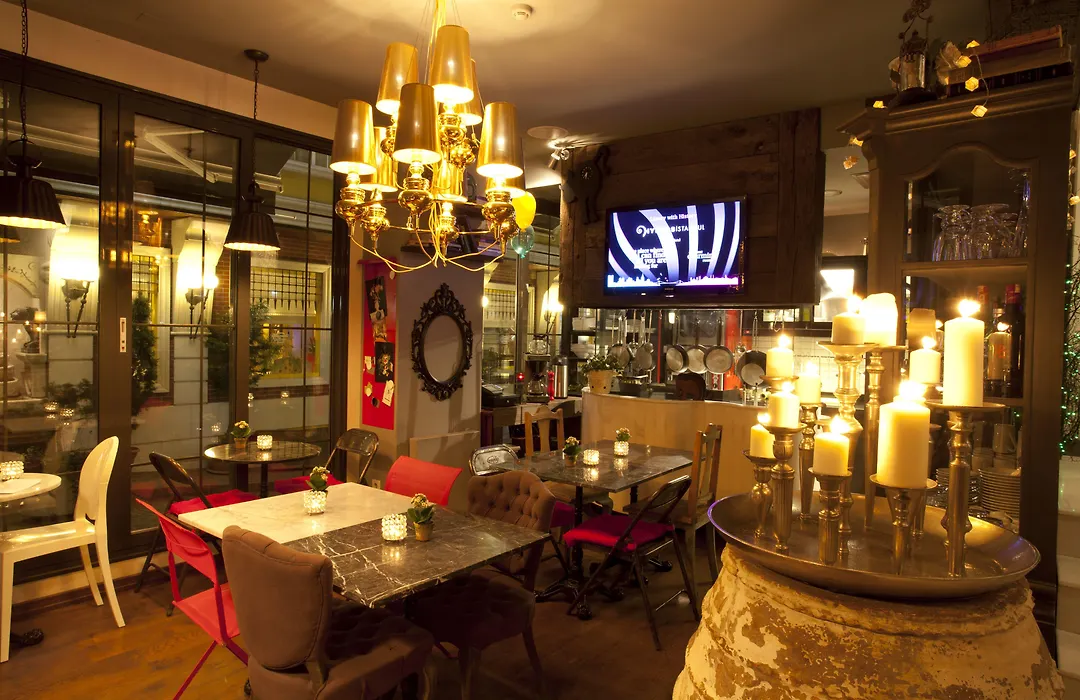 Hypnos Design Hotel-1