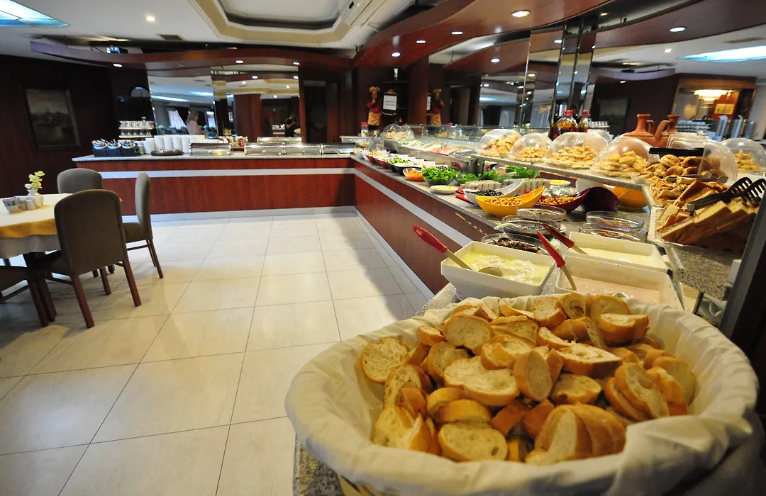Hotel Buyuk Sahinler-1