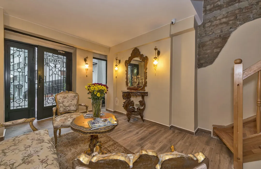 By Murat Royal Hotel Galata-1