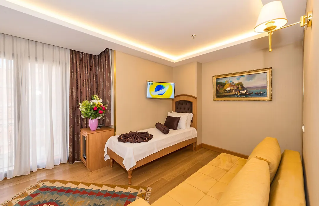 Aprilis Gold Hotel - Special Category-1
