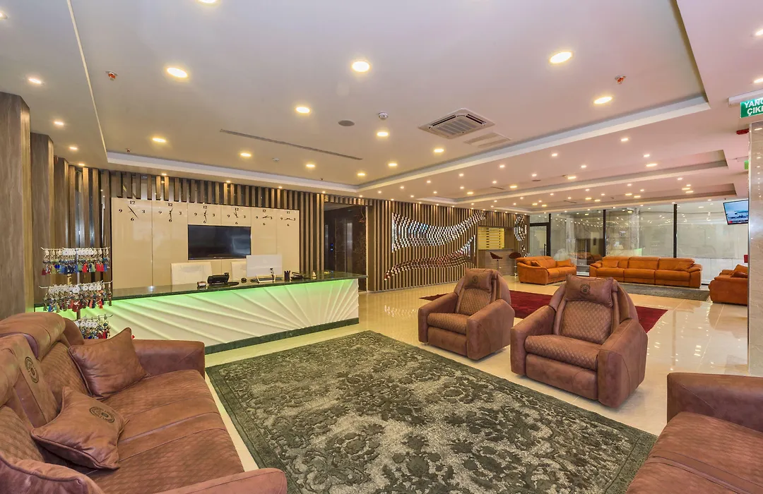 Grand Palace Hotel-1