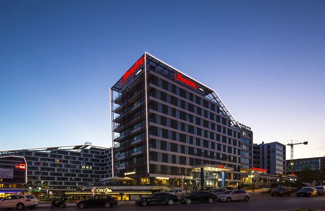 Hampton by Hilton Istanbul Kurtkoy-1