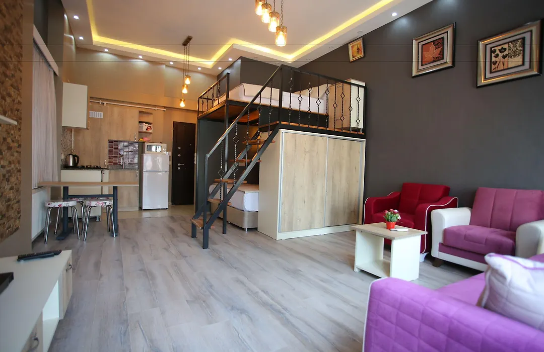 Artist Rooms Suites-1