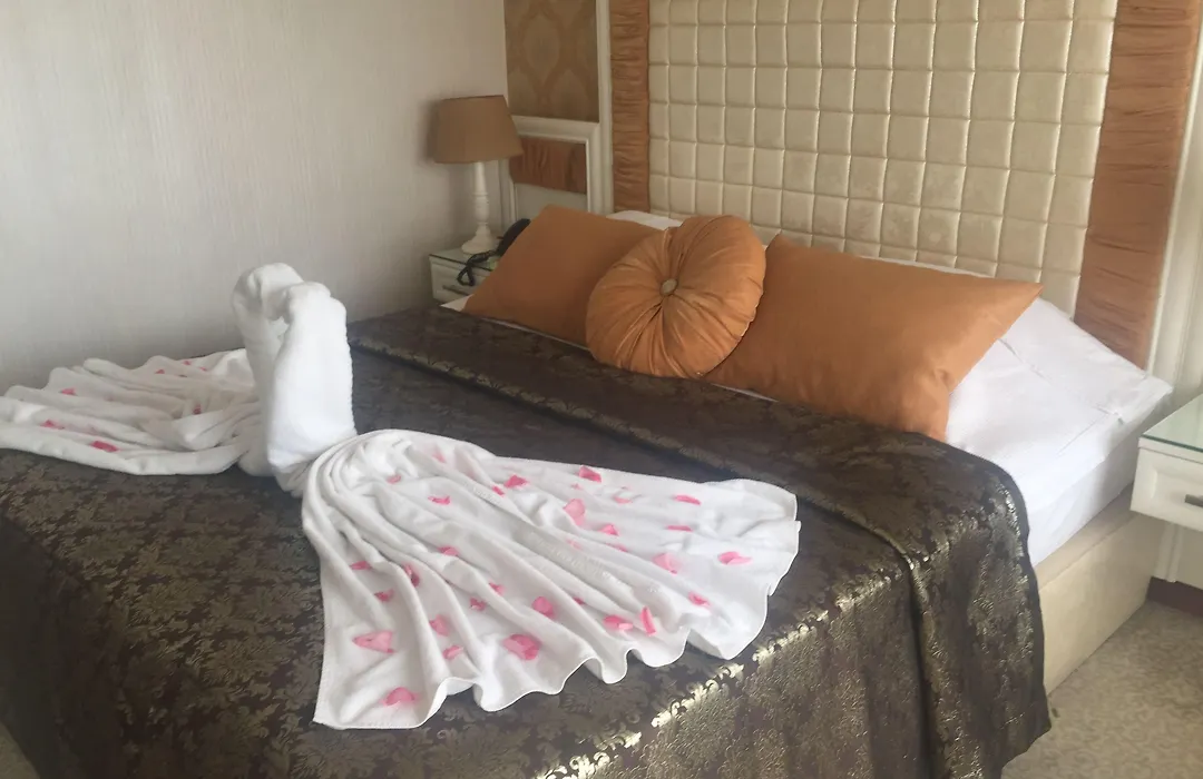 Pen Hotel-1