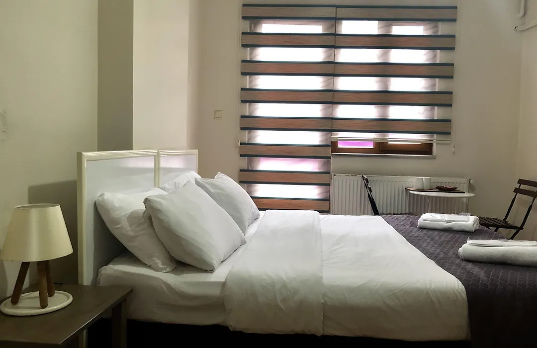 Suite Dreams-1