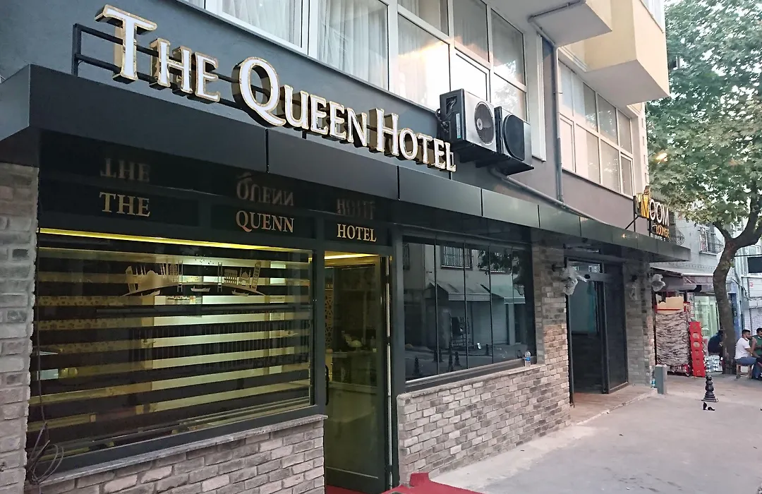 The Queen Hotel-1