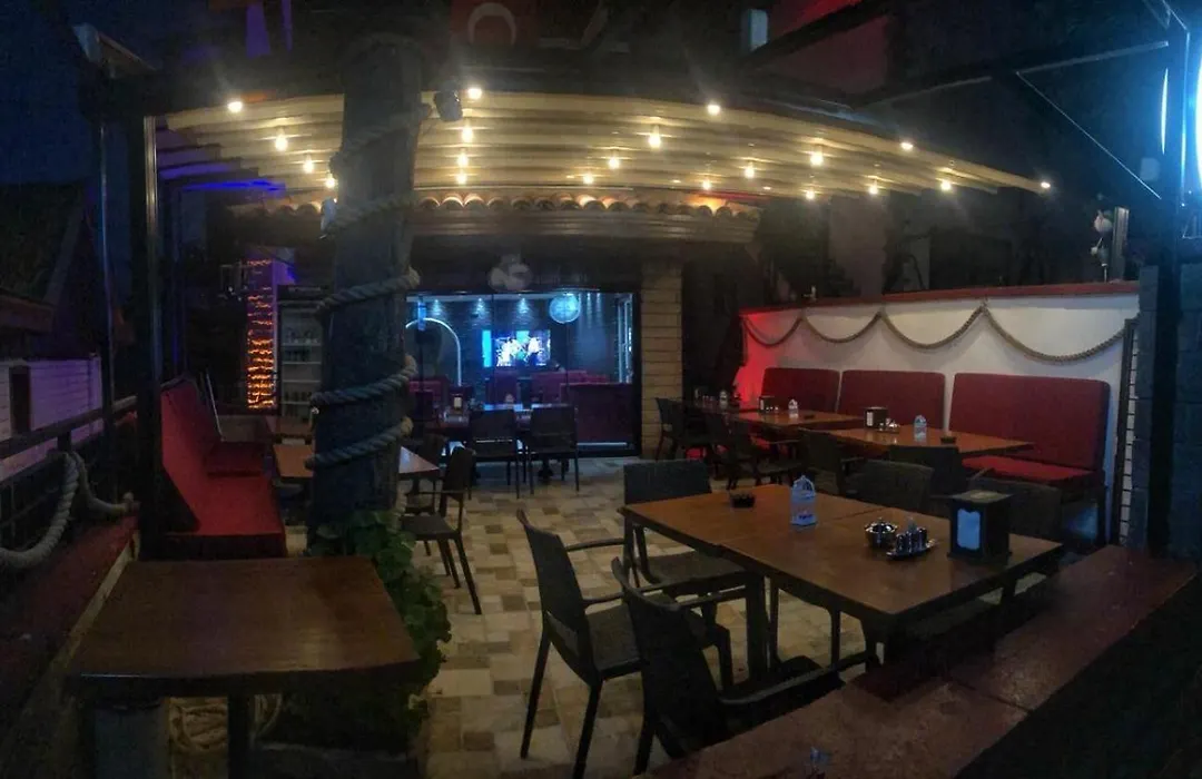 Görkemli Hotel-1